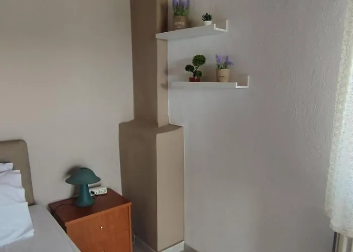 Apartman Katerina Rooms1 *